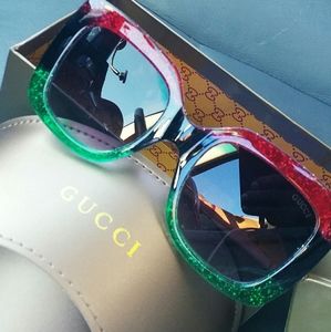 GUCCI 55mm Sunnies